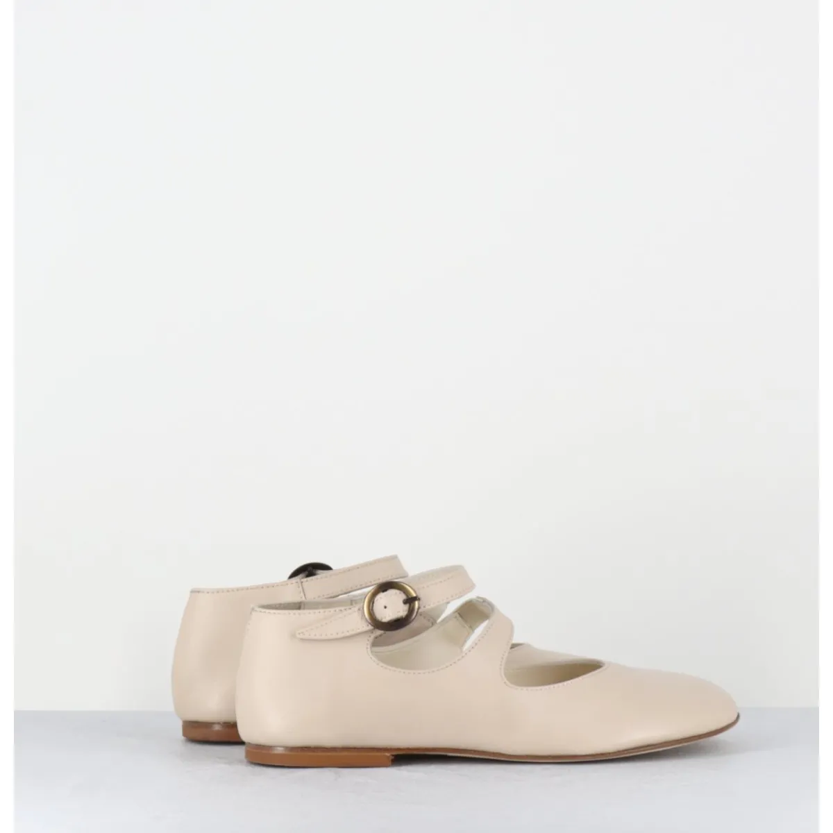 Clearance GARRICE LAB Babies plates forme ronde en cuir beige clair - ZIAMA BUFFY SAND