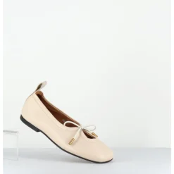 ALOHAS Ballerines à noeud en cuir souple crème - ROSALIND CREAM BALLET