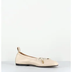 ALOHAS Ballerines à noeud en cuir souple crème - ROSALIND CREAM BALLET