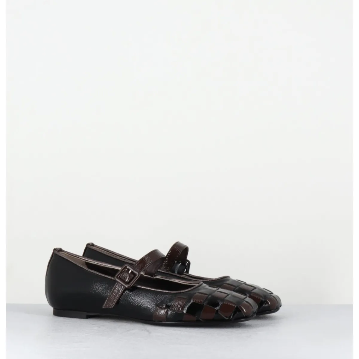 Sale GARRICE LAB Ballerines damier à bride naplak noir & marron - NICOLA NAPLAK NERO