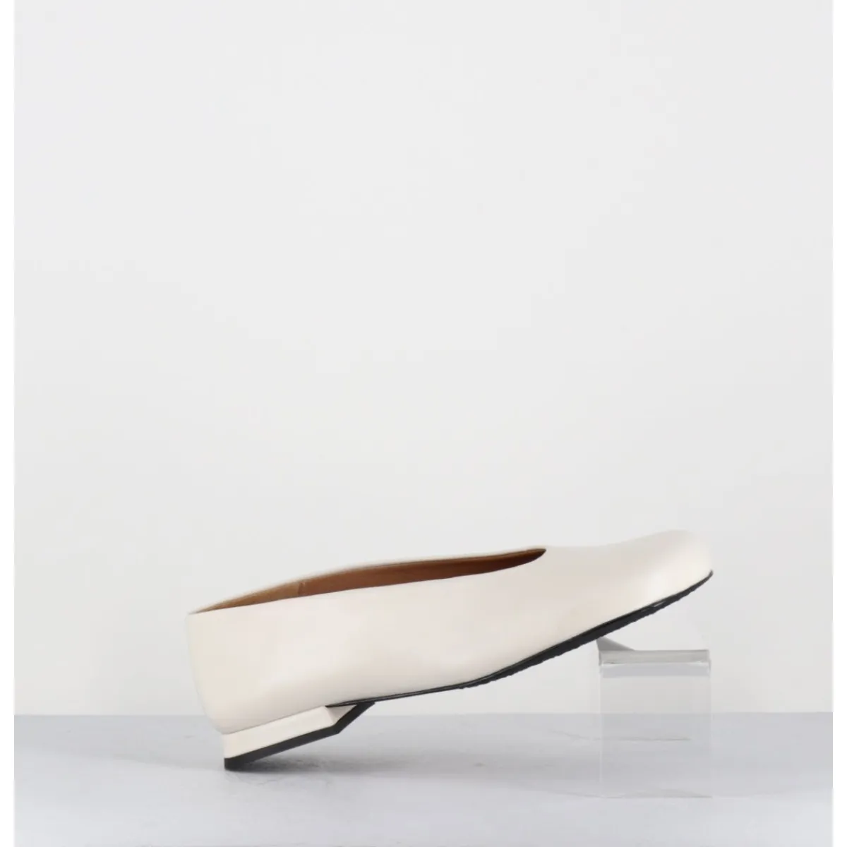 Sale AUDLEY Ballerines minimalistes en cuir - PAOLA1 MARFIL NAPPA BLANC