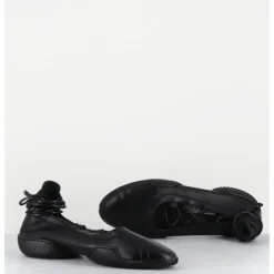 Discount MIISTA Ballerines sport en cuir longs lacets - AVERIE BLACK LACE NOIR