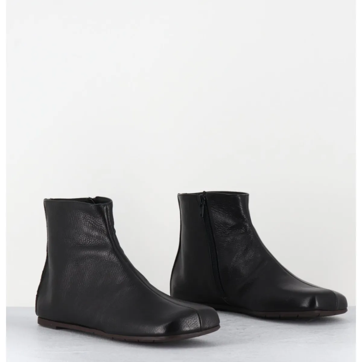 Sale ANTONIO BARBATO Boos plates minimalistes en cuir - AB1655 MADRAS NERO NOIR