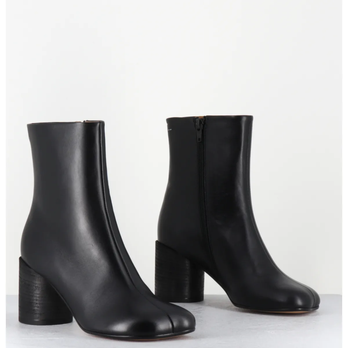Sale MM6 MAISON MARGIELA Boots anatomiques en cuir - S59WU0235 T8013 NOIR