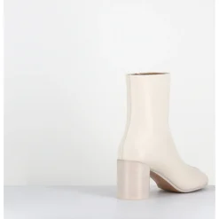 MM6 MAISON MARGIELA Boots anatomiques surpiqûre frontale en cuir cassé - S59WU0249 T2018 BLANC