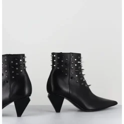 Outlet AGL Boots bout pointu en cuir à clous - KNIFE STUDS NERO NOIR