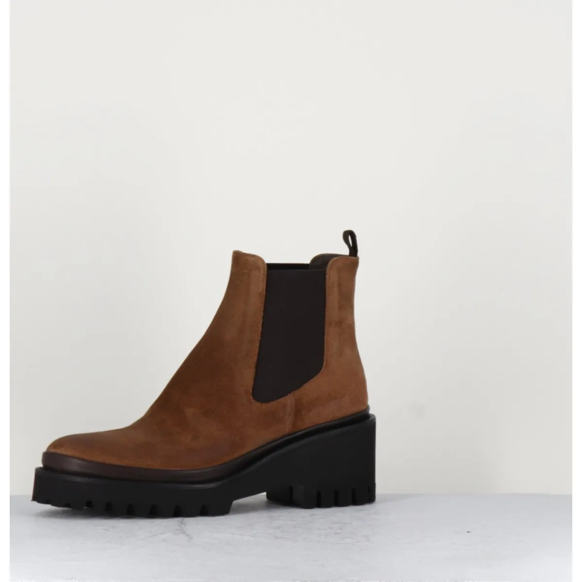 Hot GARRICE LAB Boots chelsea en daim & semelle micro - BRADI OIL CASTAGNO CAMEL