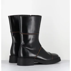 Outlet E8 BY MIISTA Boots cuir surpiqûres marron bout carré 90s - DAHLIAH24 BLACK BOOTS NOIR