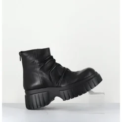 New GARRICE LAB Boots en cuir plissé semelle épaisse - GANT GLOVE NERO NOIR