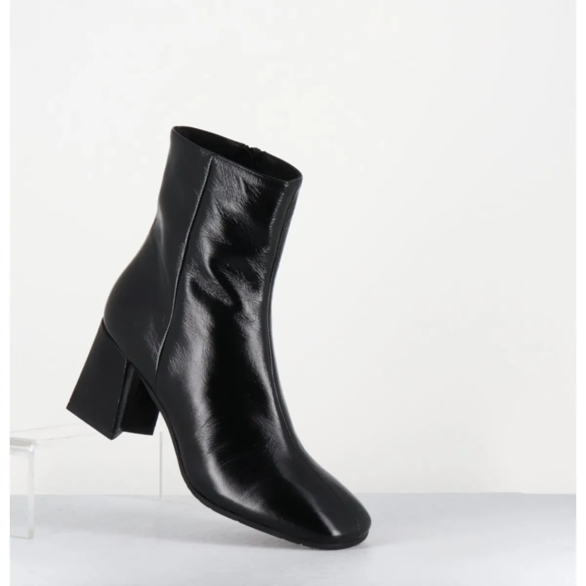 Discount GARRICE LAB Boots en cuir souple bout carré à talon - SELIA VERLUX NERO NOIR