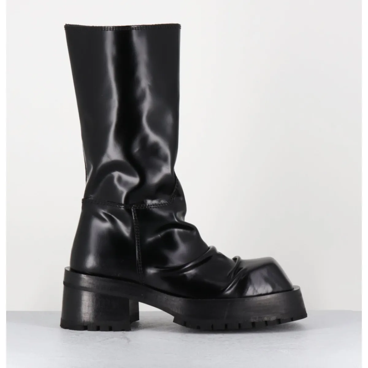 New SDM Boots ligne brutaliste en cuir glacé - DIMA SHINY NERO NOIR