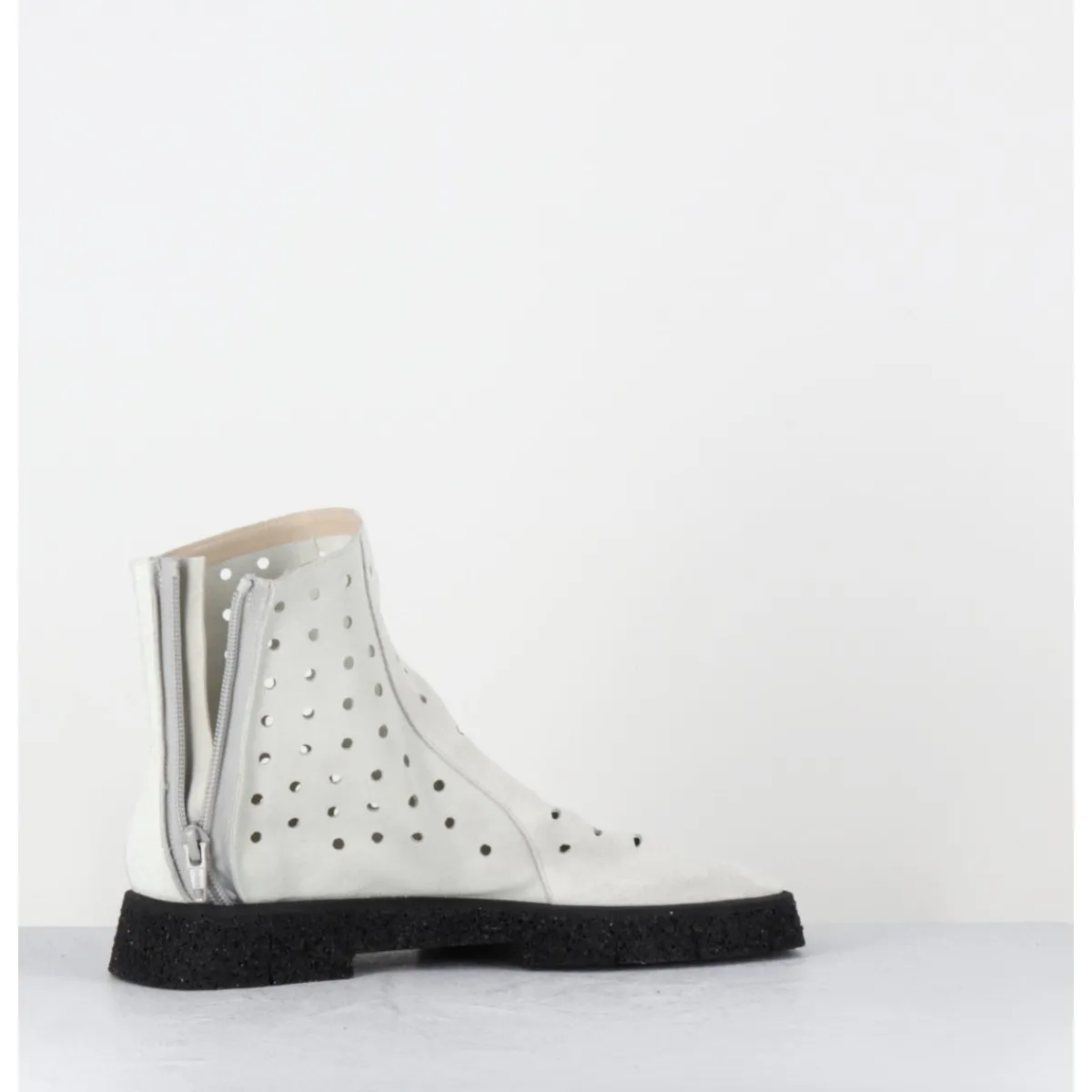 Discount ANTONIO BARBATO Boots minimalistes légères en daim blanc ajouré - 1104 NABUK AVORIO