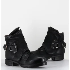 Clearance A.S.98 Boots rangers à lacets en cuir noir asymétriques - A50237 NERO