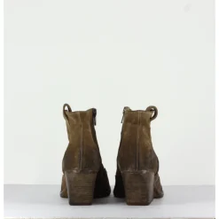 Best ELENA IACHI Boots santiags courtes en daim - E2004 HOMBRE SAND TAUPE