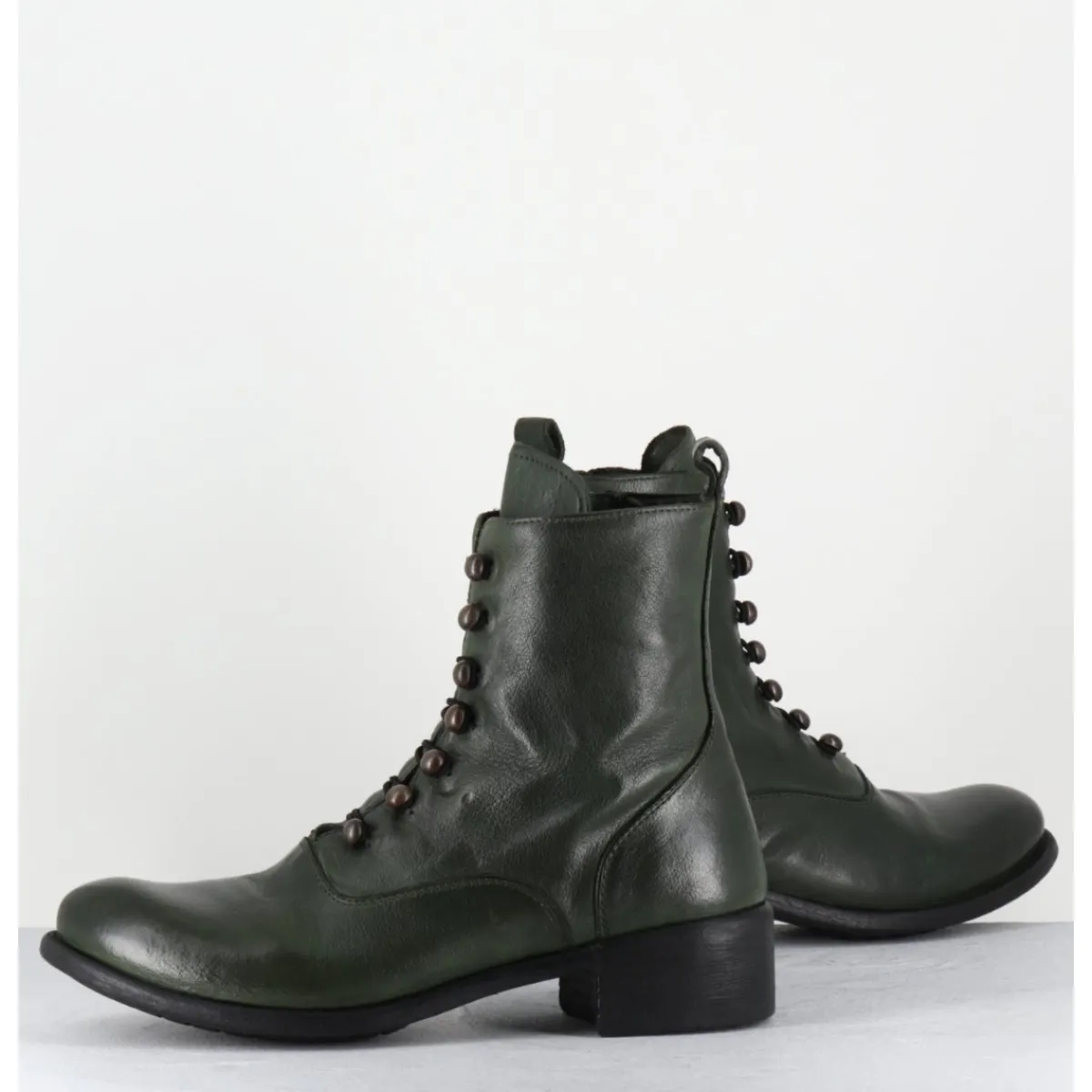 Online OFFICINE CREATIVE Boots souples en cuir à boutons - LISON CAOU036 VERDE VERT