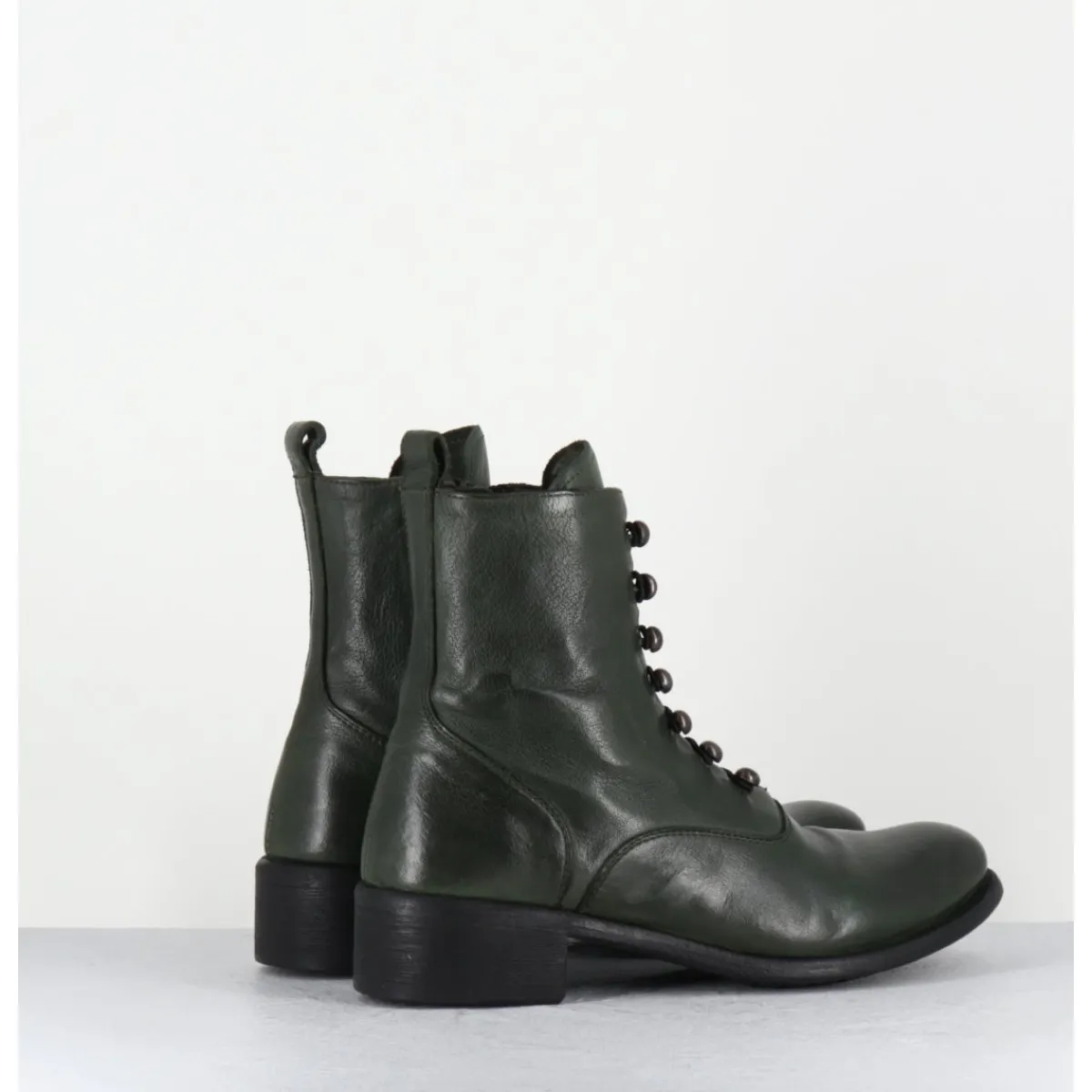 Online OFFICINE CREATIVE Boots souples en cuir à boutons - LISON CAOU036 VERDE VERT