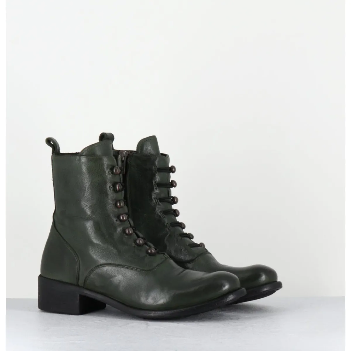 Online OFFICINE CREATIVE Boots souples en cuir à boutons - LISON CAOU036 VERDE VERT