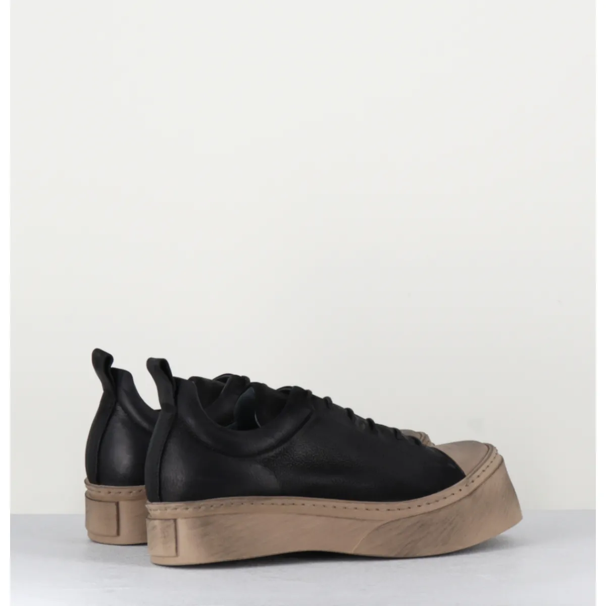 Sale LOFINA Chaussures à lacets en cuir semelle épaisse - 2743 NERO NOIR