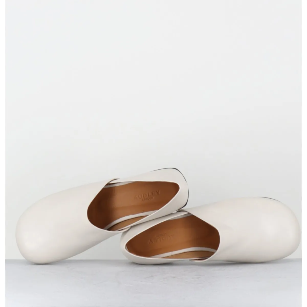 New AUDLEY Chaussures minimalistes en cuir souple cassé - PAOLI MARFIL NAPPA BLANC