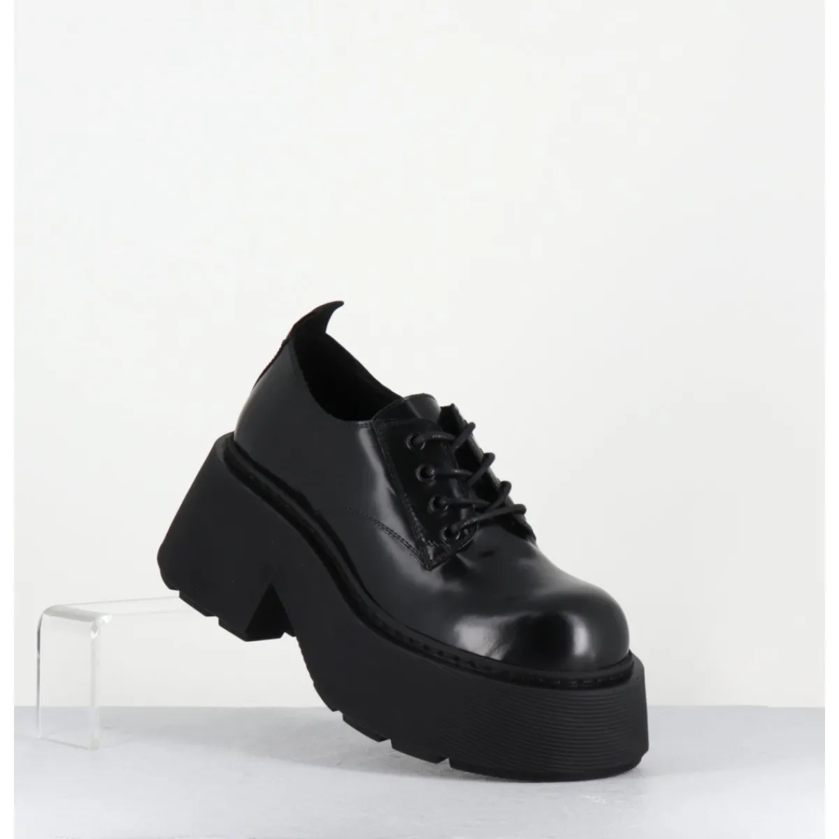 Clearance VIC MATIE Derbies en cuir glacé fumé semelle épaisse - 1D7702D BUFFY BLACK NOIR
