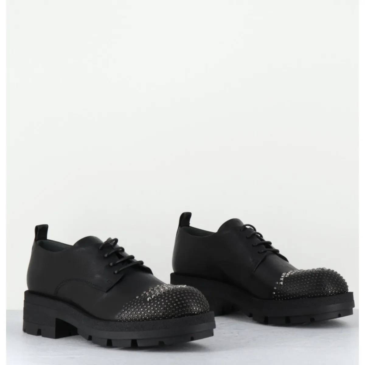 Sale GARRICE LAB Derbies en cuir bout clouté - DABRAN SIENA NERO NOIR