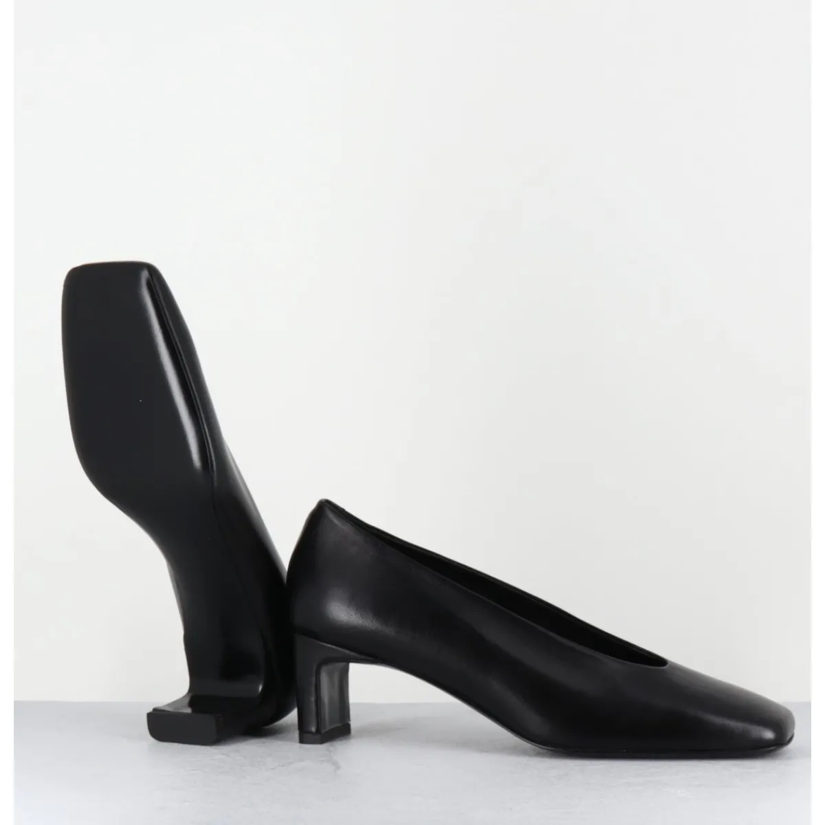 Discount TO&CO Escarpins petit talon bout carré en cuir - SANTI BLACK COWHIDE NOIR