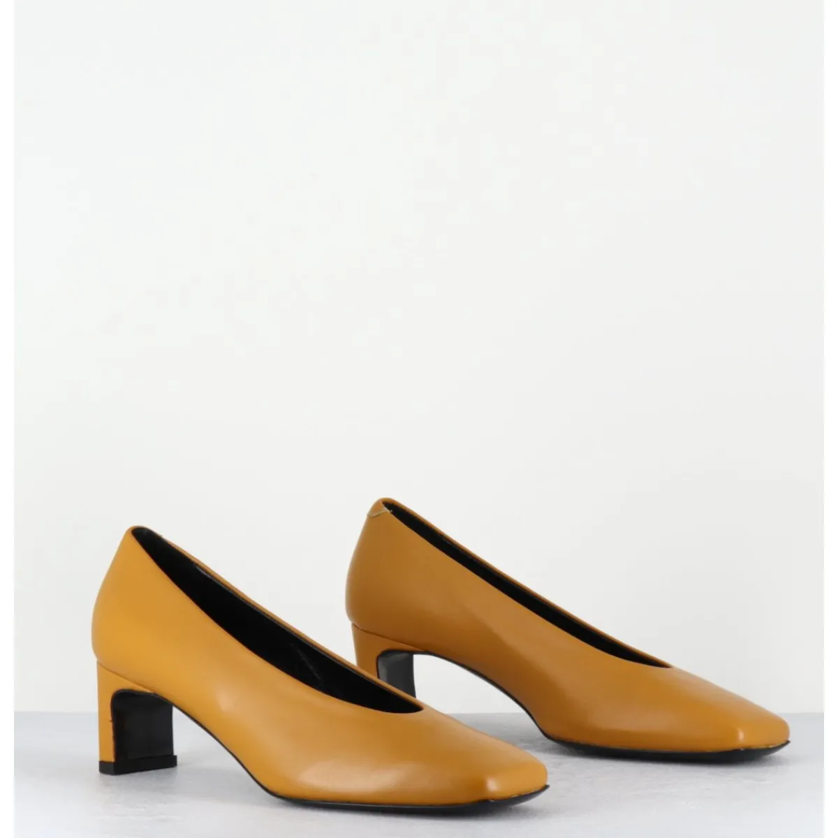 Clearance TO&CO Escarpins petit talon bout carré en cuir - SANTI OCRA COWHIDE JAUNE