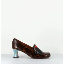 Outlet CHIE MIHARA Escarpins petit talon cuir imprimé léopard coeur rouge - MYMARA FIAT CASTANO