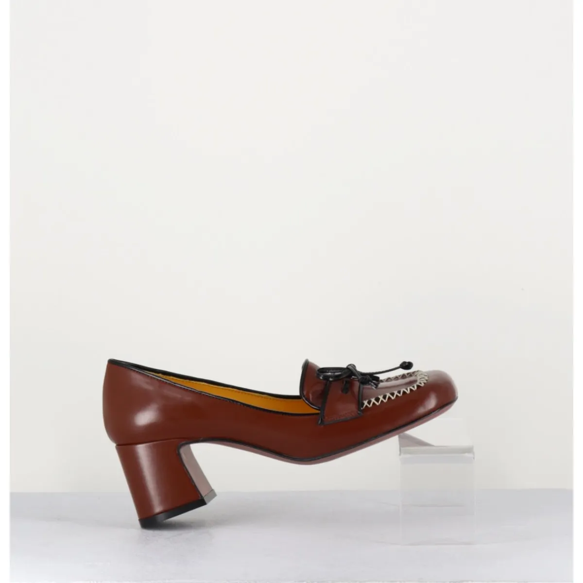 Clearance MARA BINI Mocassins en cuir lisse marron à pompon - R233M MOUSSE CUOIO COGNAC