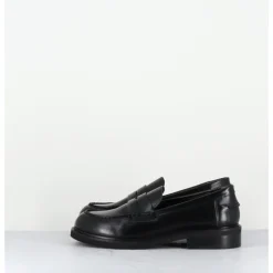 Online GARRICE LAB Mocassins plats à bout rond en cuir glacé - CHINO ABRASIVATO NERO NOIR