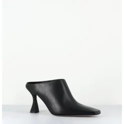 E8 BY MIISTA Mules à talon bout carrré en cuir - MANUELA BLACK MULES NOIR
