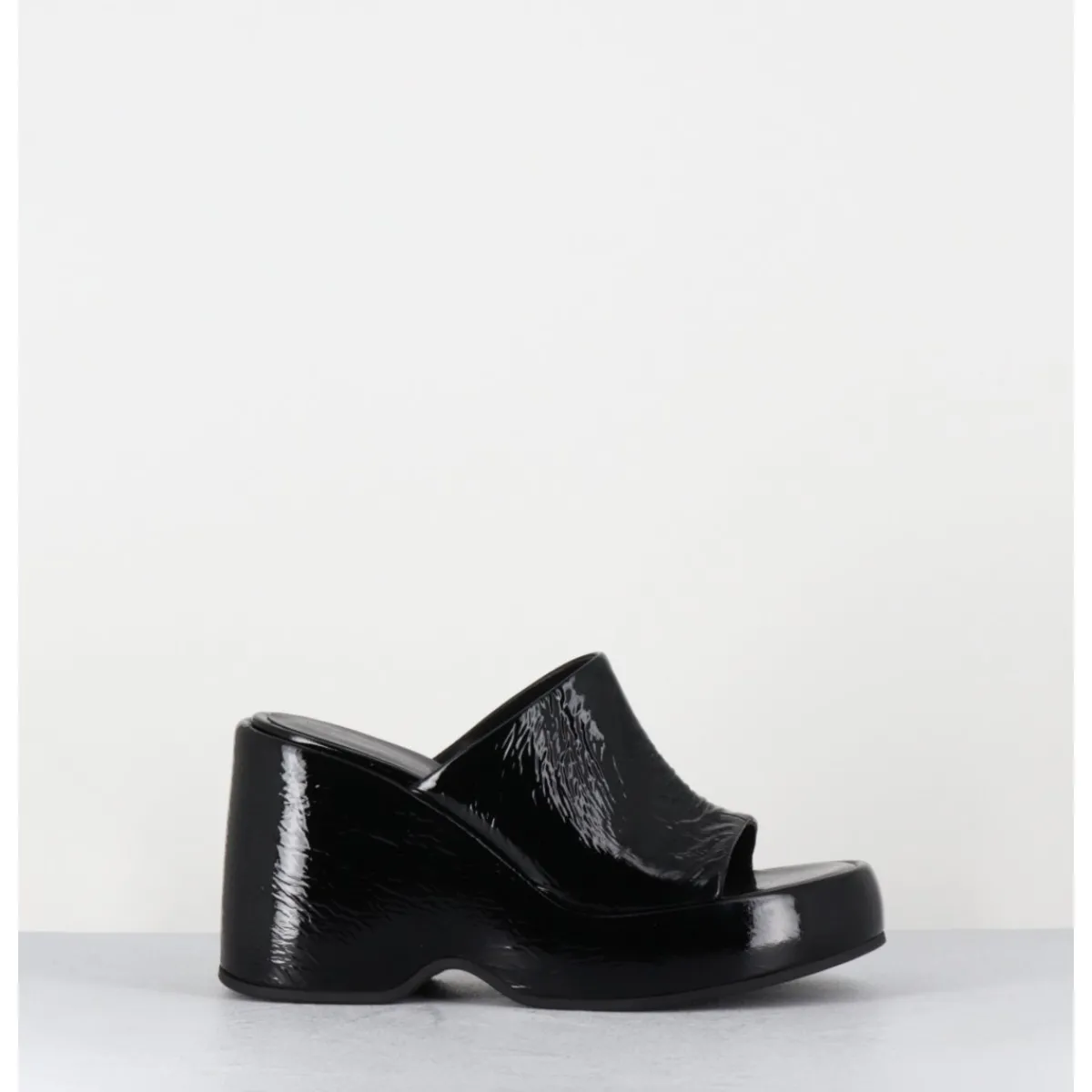 Outlet GARRICE LAB Mules compensées 90s en cuir vernis - MASA2 CINDY NERO NOIR