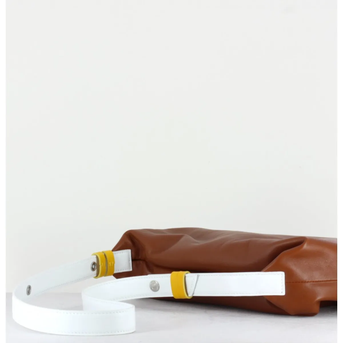 SIMON MILLER Puffin Bag in Tan CAMEL