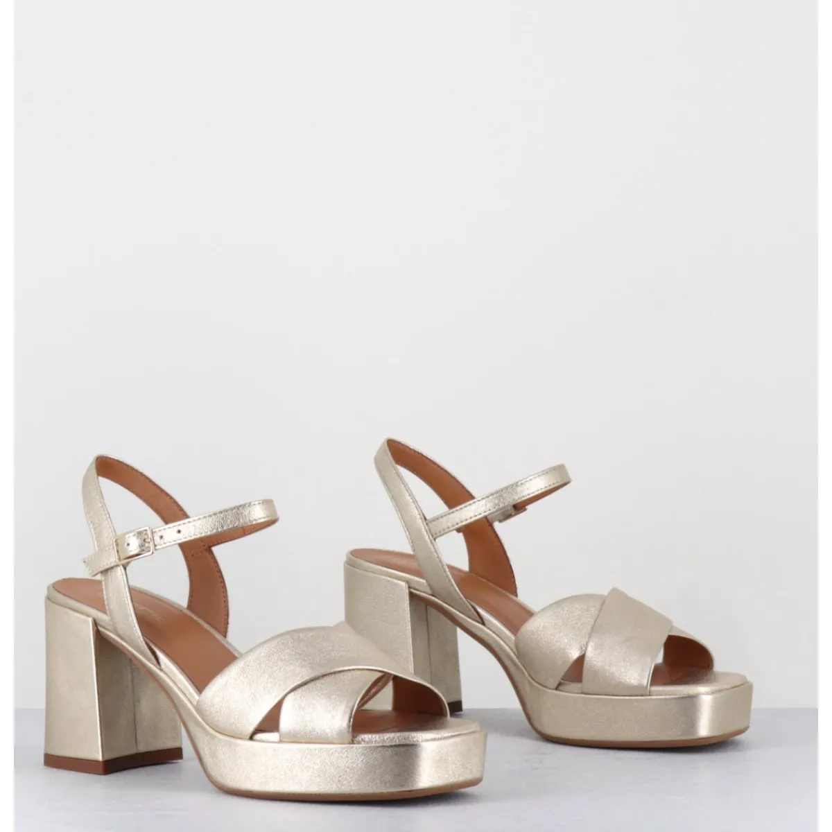 New GARRICE LAB Sandales à plateforme en cuir métallisé doré - FEDA24 WASH PLATINO DORE