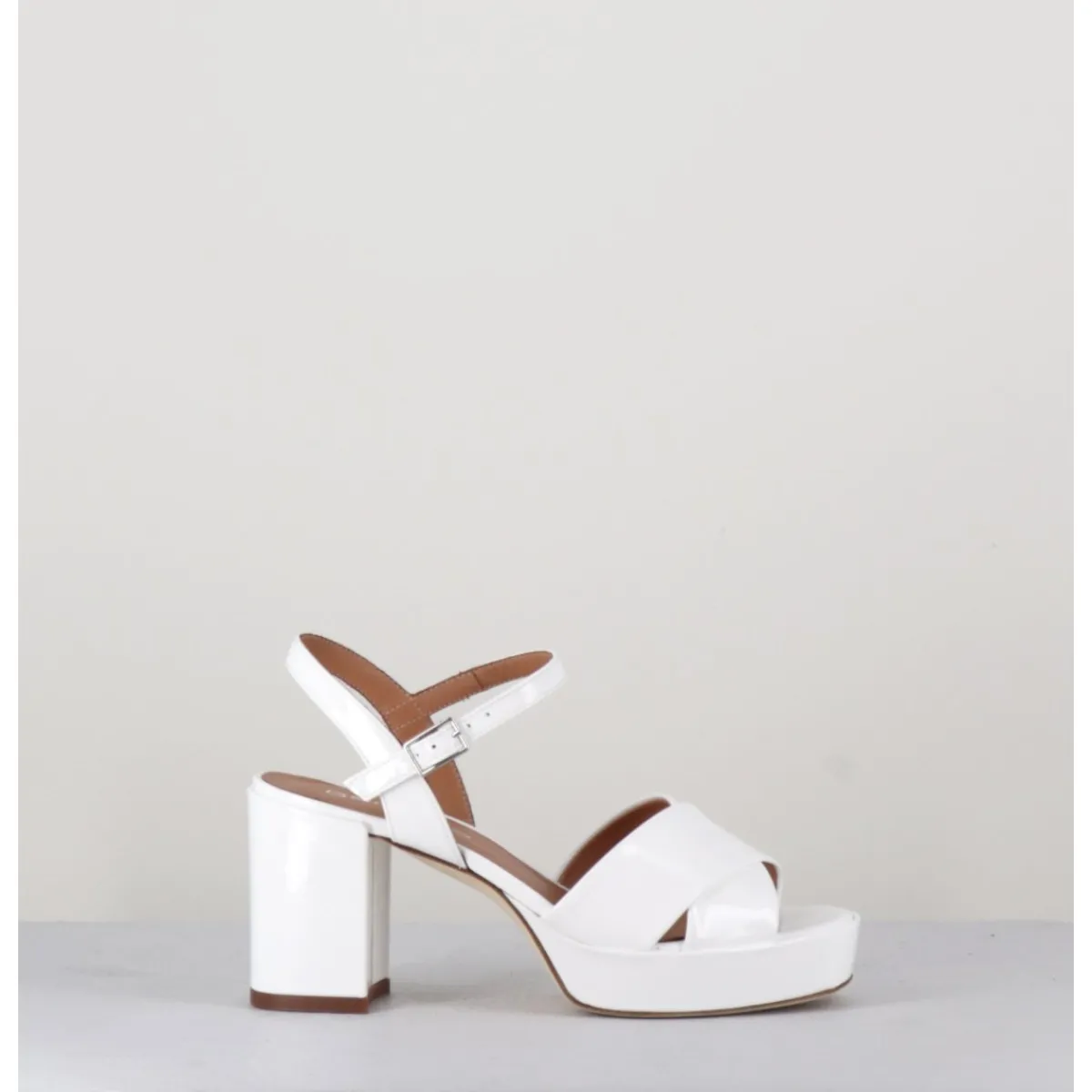 Discount GARRICE LAB Sandales en cuir vernis - JULIA23 BIANCO BLANC