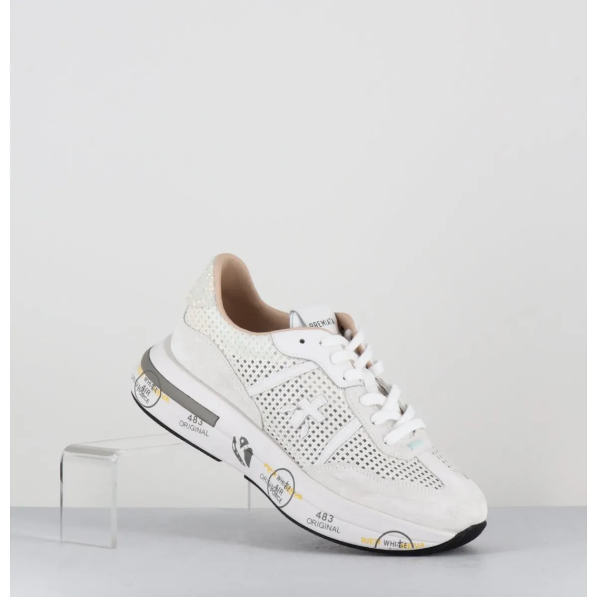Outlet PREMIATA Sneakers ultra légère ajourée hes - CASSIE 6341 BLANC